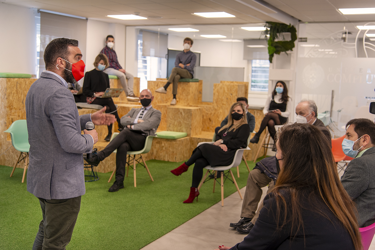 Francisco Polo avanza la Estrategia España Nación Emprendedora en su visita al Centro de Emprendimiento Complutense Santander